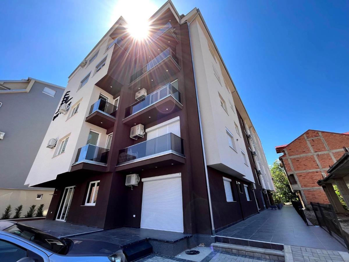 Darki Apartments 2 - Very Central Stay With Free Parking Ohrida Exterior foto