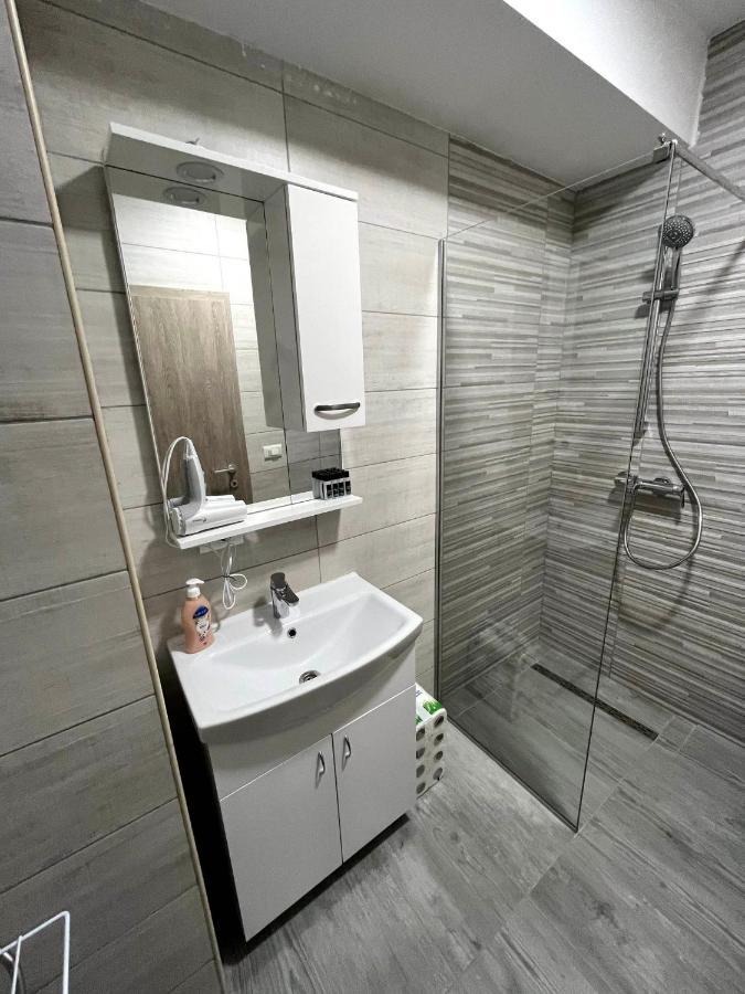 Darki Apartments 2 - Very Central Stay With Free Parking Ohrida Exterior foto