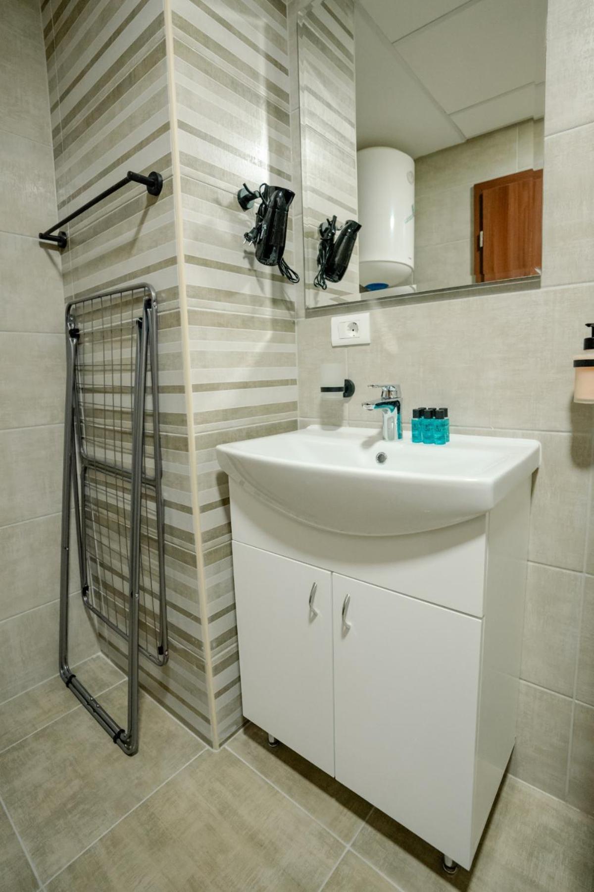 Darki Apartments 2 - Very Central Stay With Free Parking Ohrida Exterior foto